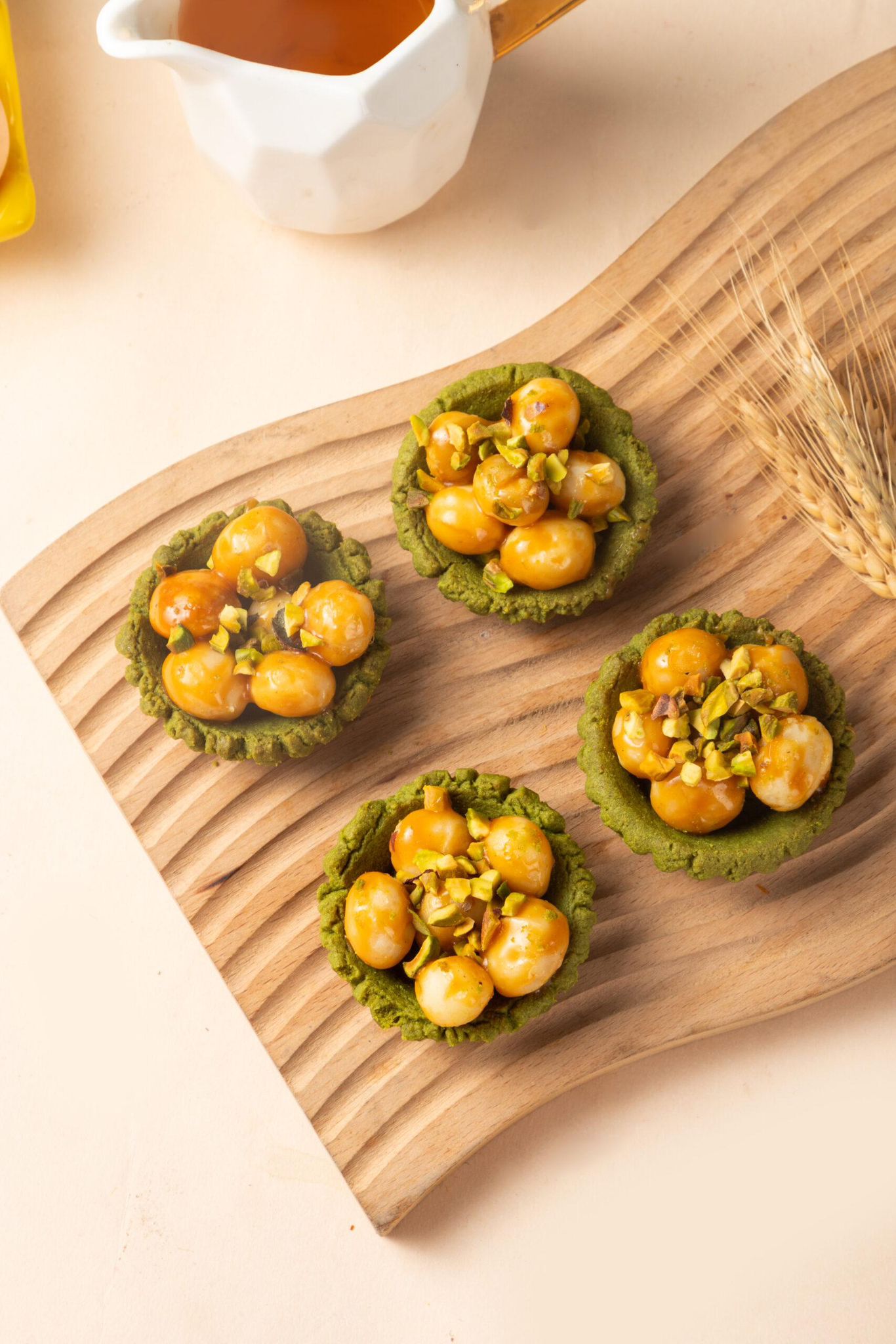 SHIU HEUNG YUEN Pistachio & Macadamia Nut Tart 6 pcs